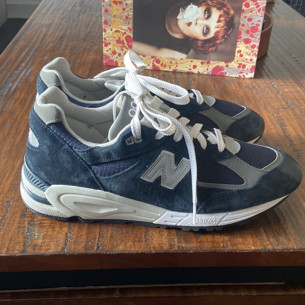 Brand new New balance 990 V2 . Súper comfortable